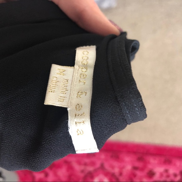 COPPER & ELLA Black cold shoulder cut out blouse - Picture 4 of 5